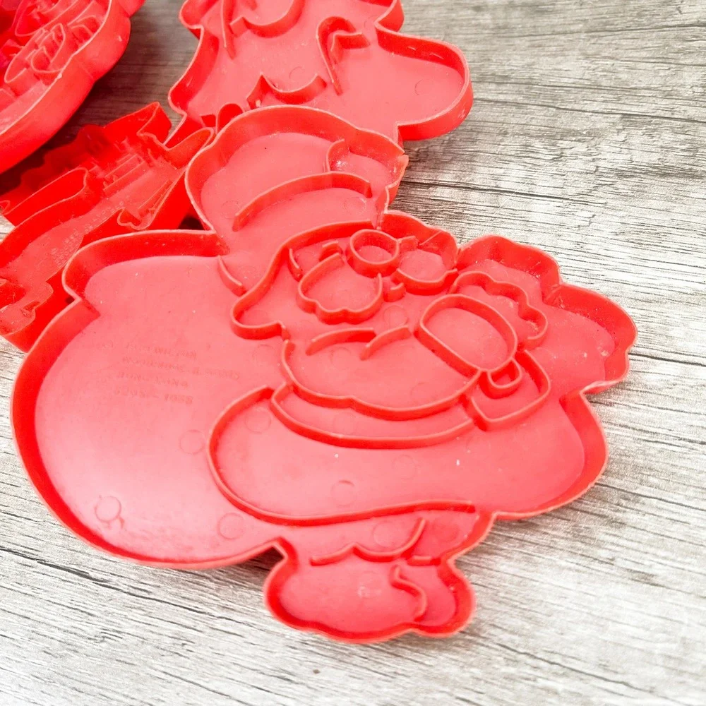 Vintage Wilton Christmas Cookie Cutter Set Red Plastic Holiday Shapes